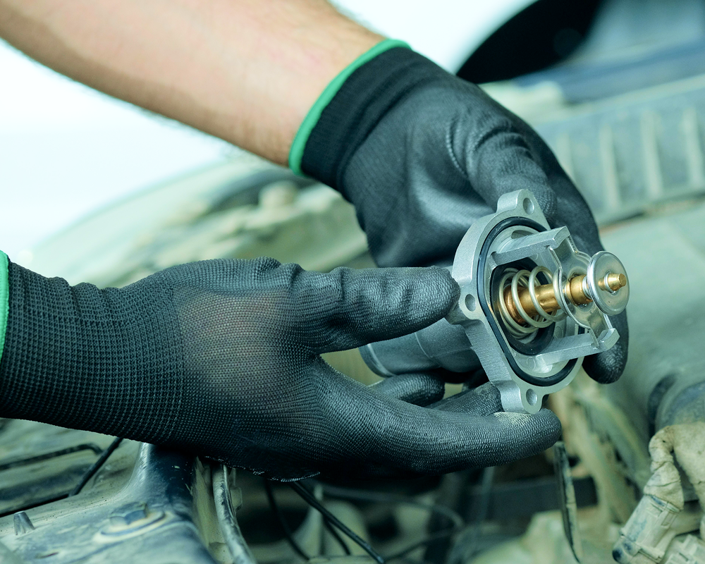 Common Mistakes When Replacing Car Thermostat: Avoid Costly Errors