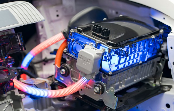 Safety Precautions When Working on Hybrid Cars: Essential Tips