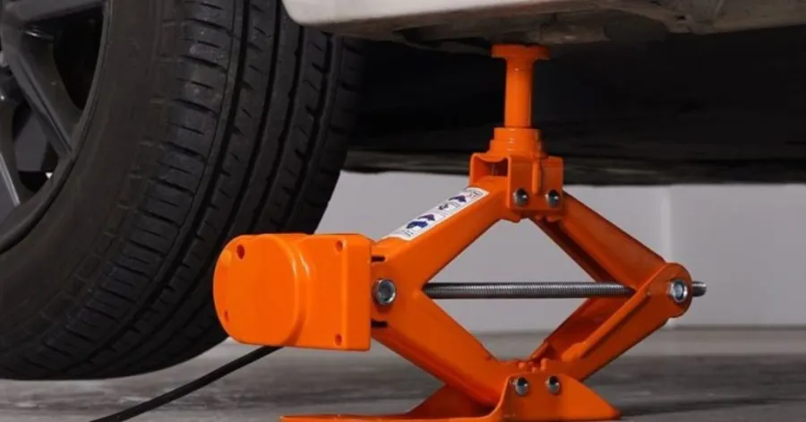 How to Choose the Right Car Jack Weight Rating for Safety