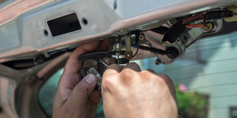 How to Fix Car Trunk Latch Not Working: Easy DIY Solutions