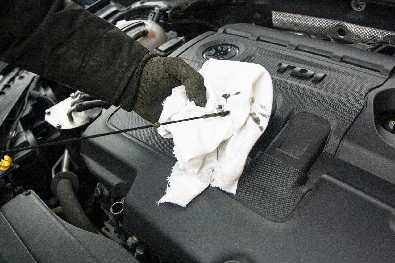 Dangers of Overfilling Engine Oil: What Every Driver Must Know