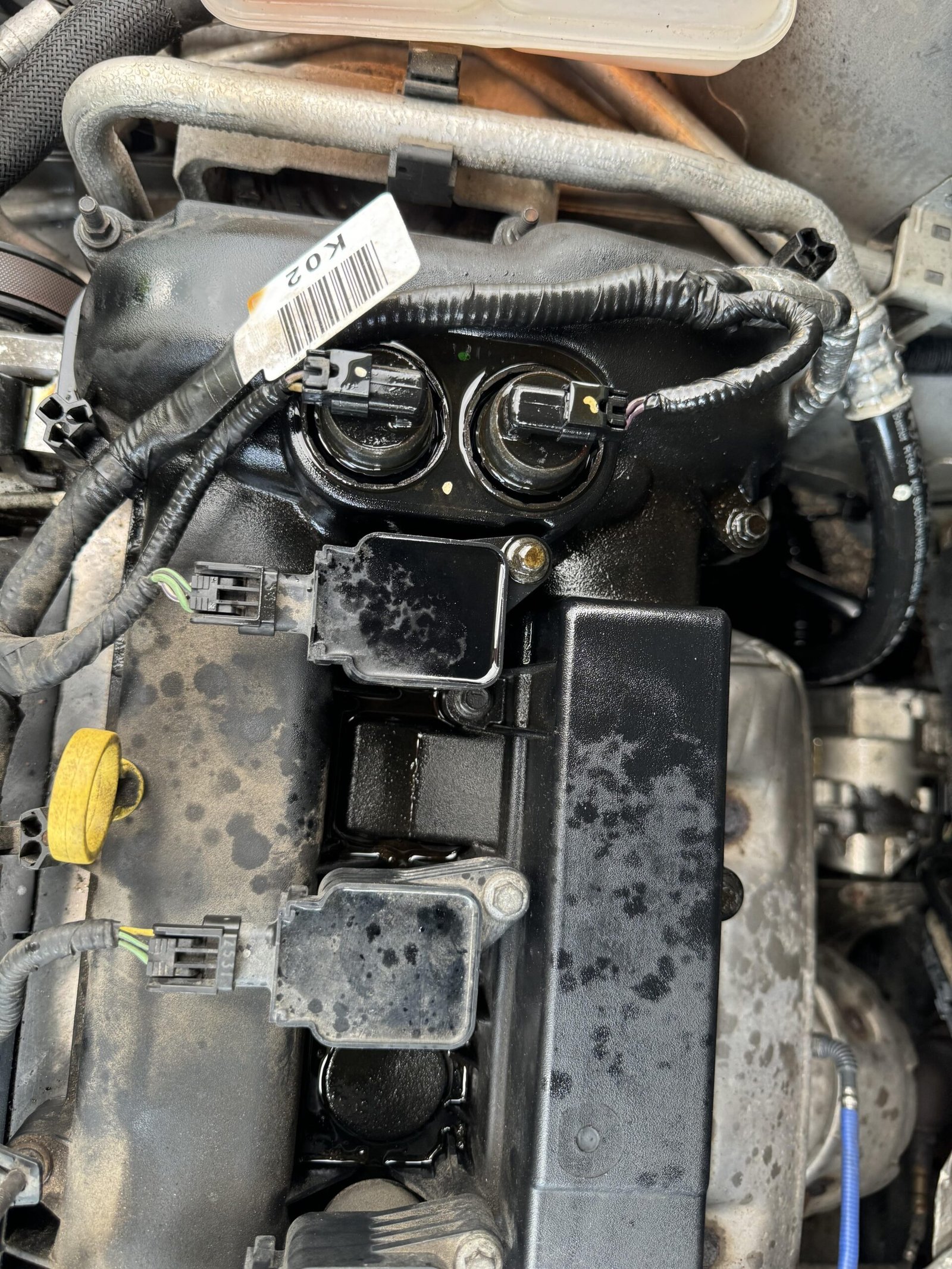 How to Fix Car Valve Cover Gasket Leak at Home Easily